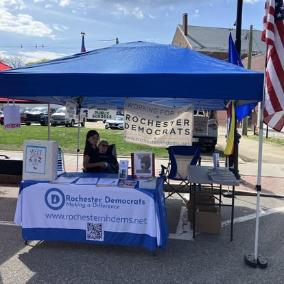 Rochester NH Democrats event photo
